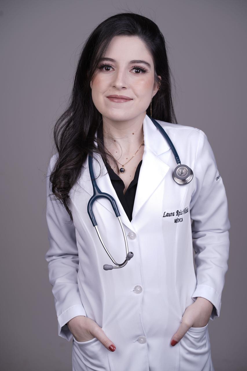 Dra. Laura Reis